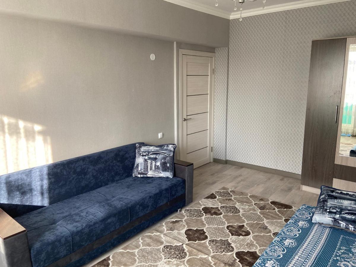 Standart apartment on Kozhamkulov 128 Alma-Ata Exteriör bild